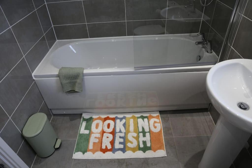 Luxury Ground Floor 2 Bedroom Apartment Free Wifi & Parking Sheffield Exterior foto